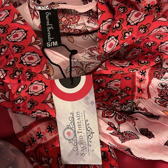 NWT. Dress by Sacred Threads.  S/M.  BL/RD2.  222505 - Picture 4 of 5